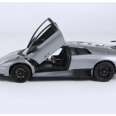 Lamborghini-Murciélago-Lp670-4SV