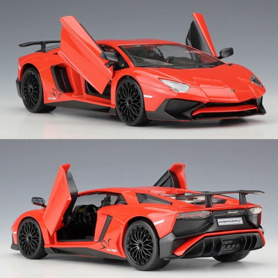 Lamborghini Aventador LP750-4 SV 1:24 Bburago