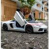 Xe mô hình Lamborghini Aventador LP700 White 1:24 Welly