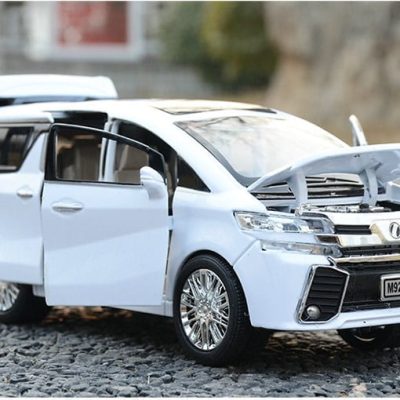 Xe mô hình Toyota Alphard 1:24 XLG