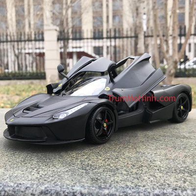 Xe mô hình Ferrari Laferrari Matte Black Signature 1:18 Bburago