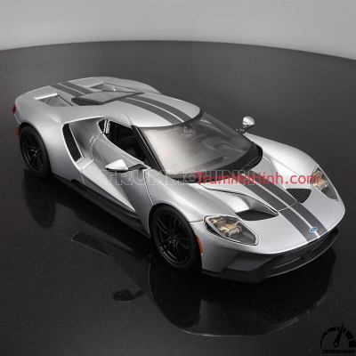 Xe mô hình 2017 Ford GT Silver 1:18 Maisto Exclusive
