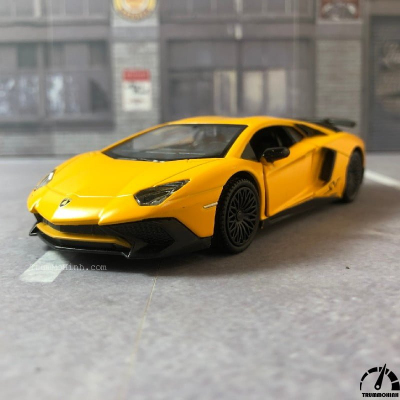 Xe mô hình Lamborghini Aventador LP750 1:36 Unk