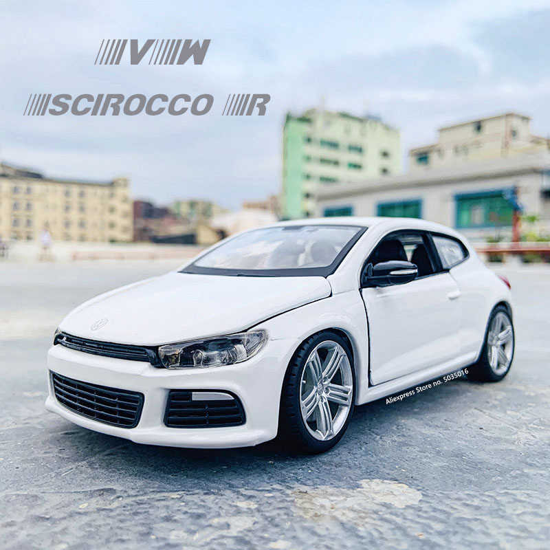 Volkswagen Scirocco dimensioni interni motori prezzi e concorrenti   AutoScout24