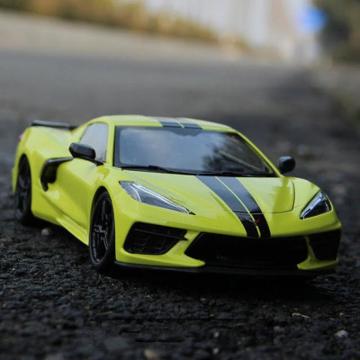 mo-hinh-2020-Chevrolet-Corvette-C8-Roadster-a (1)