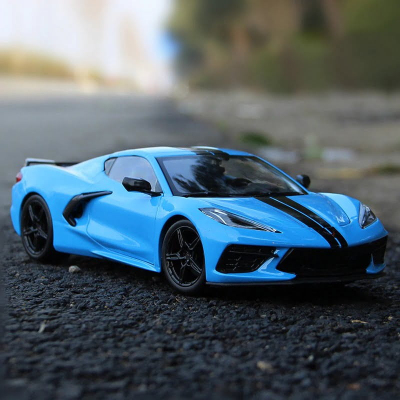 mo-hinh-2020-Chevrolet-Corvette-C8-Roadster-a (1)