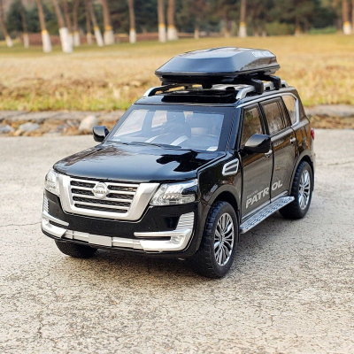 Mô hình xe Nissan Patrol 1:32 Chimei